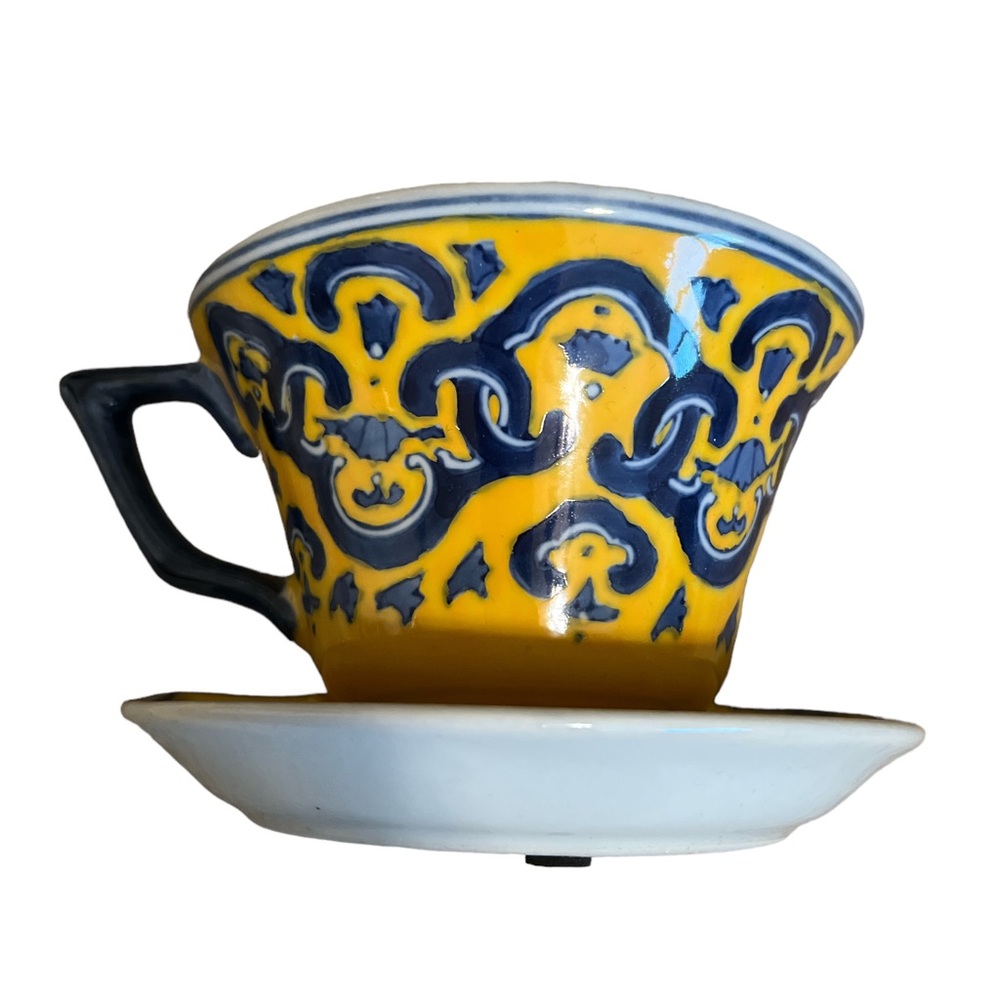Teacup and saucer wall or counter planter